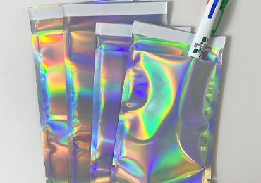 Ziplock holographic bag